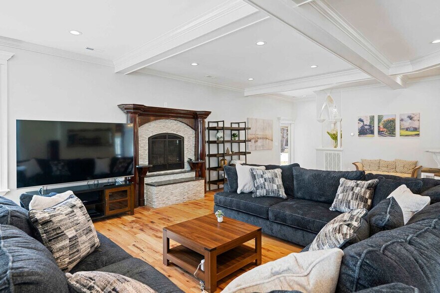 Building Photo - 171 Greendale Ln