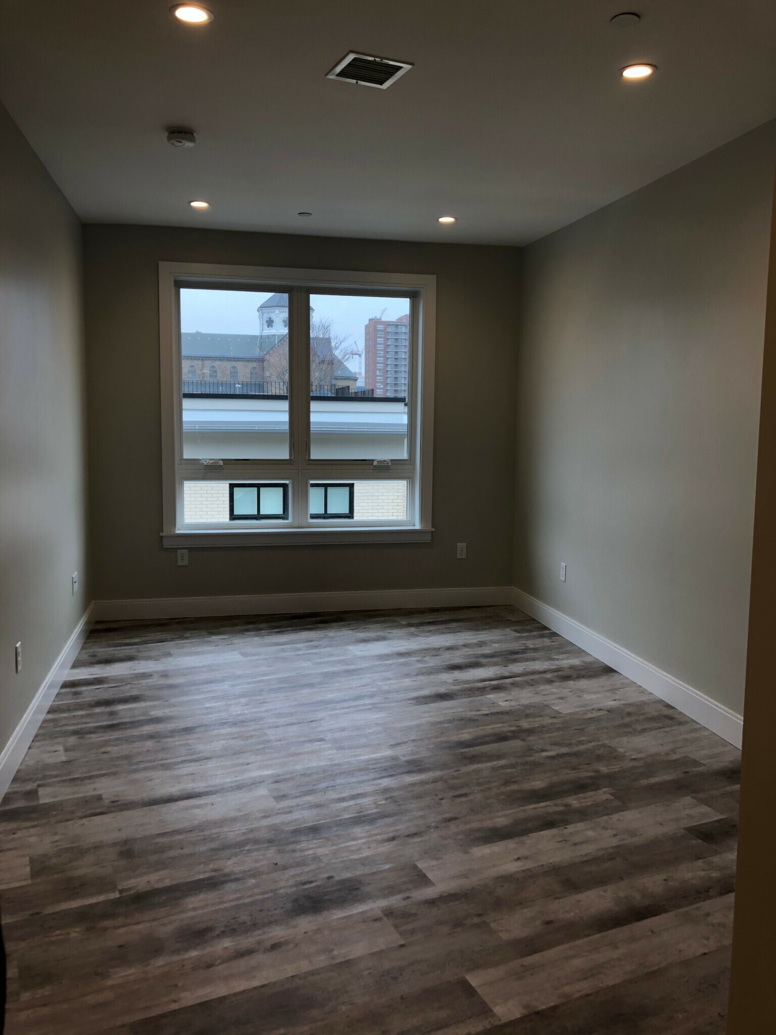 Building Photo - 1455 Tremont St