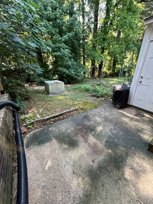 Building Photo - Live in the Heart of Carrboro – One Month ...