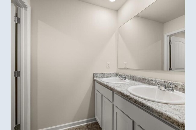 Building Photo - 331 Etowah Pkwy