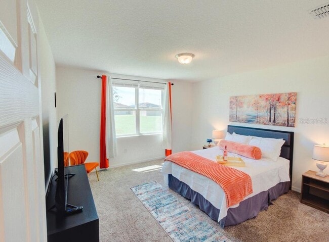 Building Photo - For Rent: Spacious 4 Bed, 2 Bath Home in P...