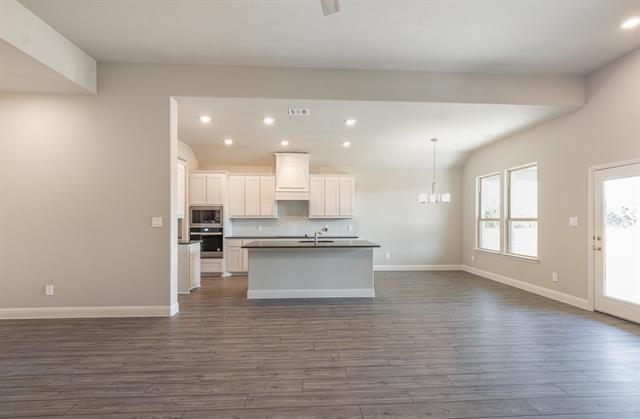 Building Photo - 620 Alaina Dr