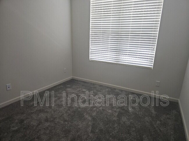 Building Photo - 15364 Staffordshire Wy