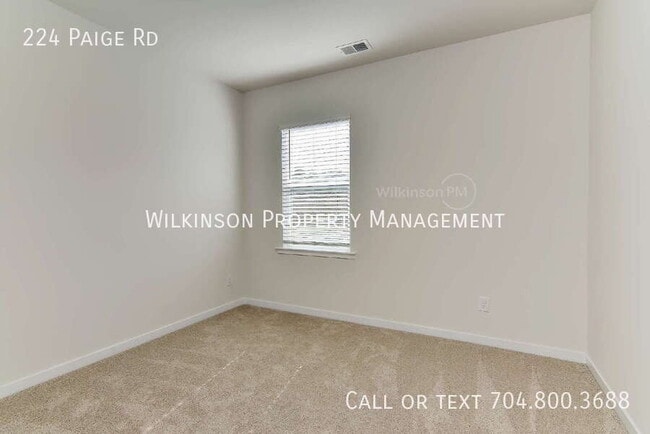 Building Photo - 224 Paige Rd