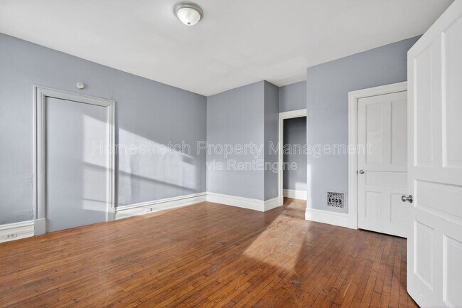 Building Photo - 2102 Adelaide Ave