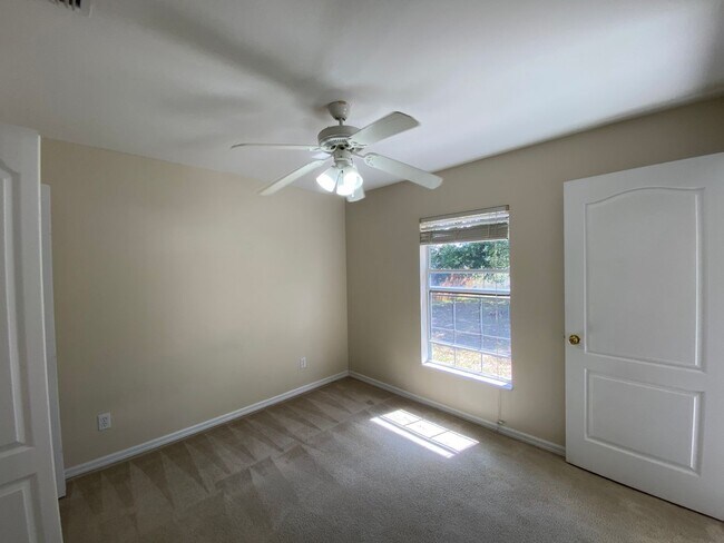 Building Photo - PRICE REDUCTION: Spacious and Charming 3 B...