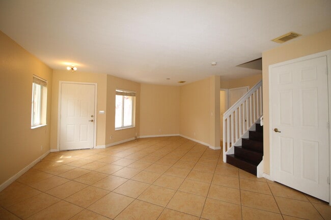 Building Photo - 6602 Sandy Bank Terrace