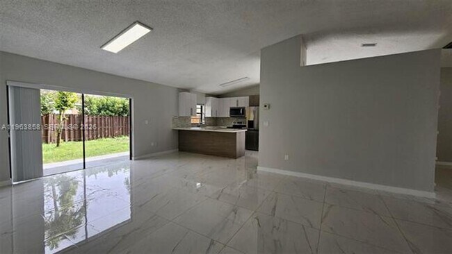 Building Photo - 14470 SW 96th Terrace