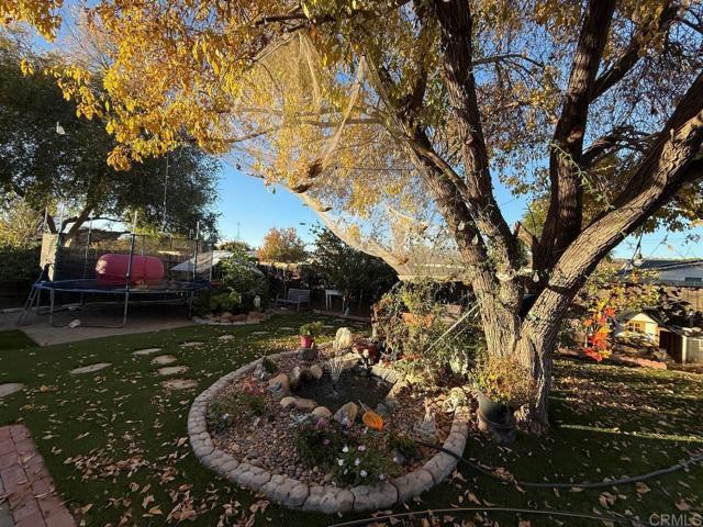 Building Photo - 14574 Kennebunk St