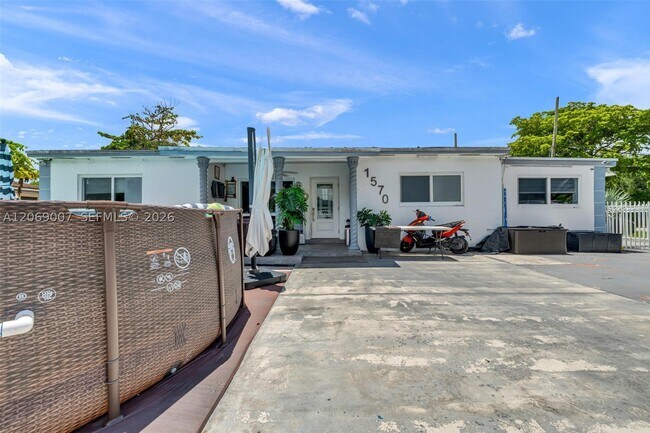 Building Photo - 1570 NW 132nd St