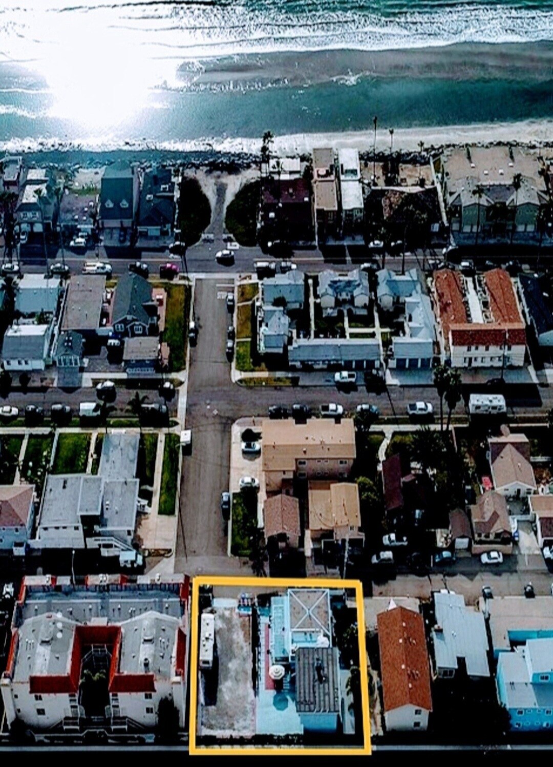 Unbeatable location, rarely available, 300 feet from the Pacific Ocean. - 934 S Myers St
