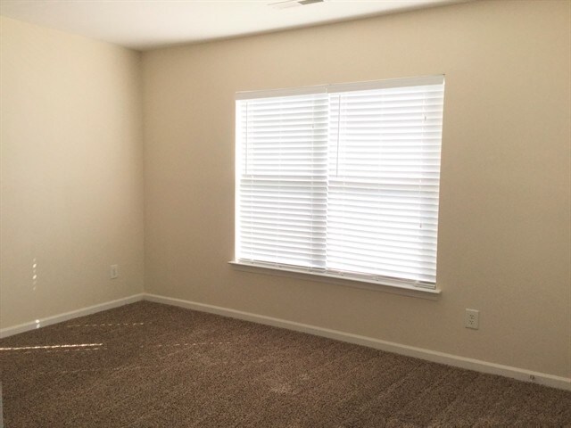 Building Photo - 8523 Greenware Trl