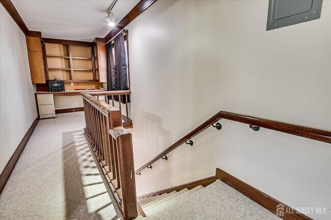 Building Photo - 98 Trieste St