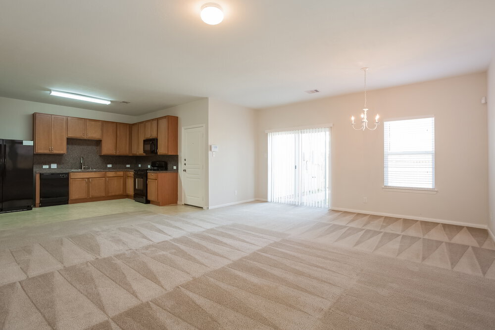 Building Photo - 8119 Almera Falls Dr