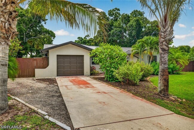 Building Photo - 18185 Hilda Dr
