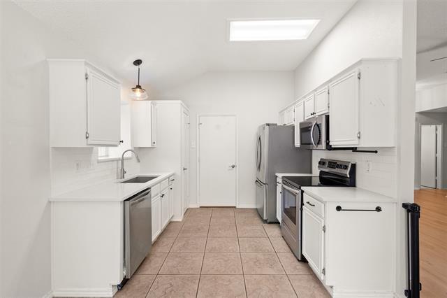 Building Photo - 6808 Cedar Shadow Dr