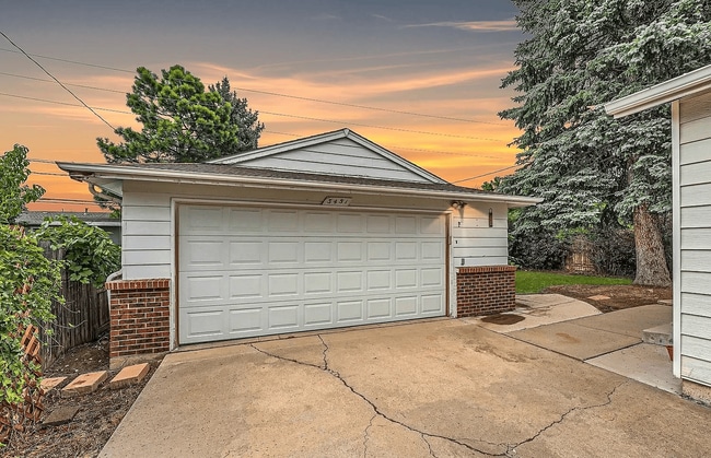 Building Photo - 3451 W 95th Ave