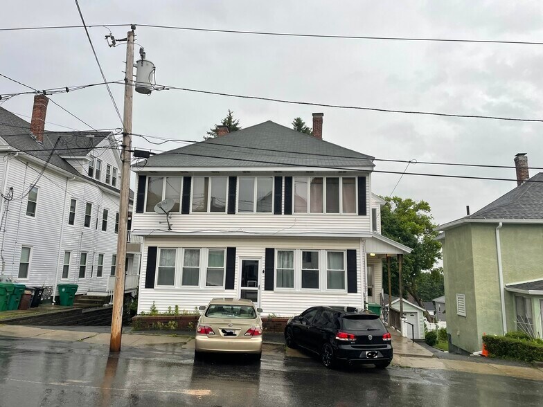 Building Photo - 126 Summit St