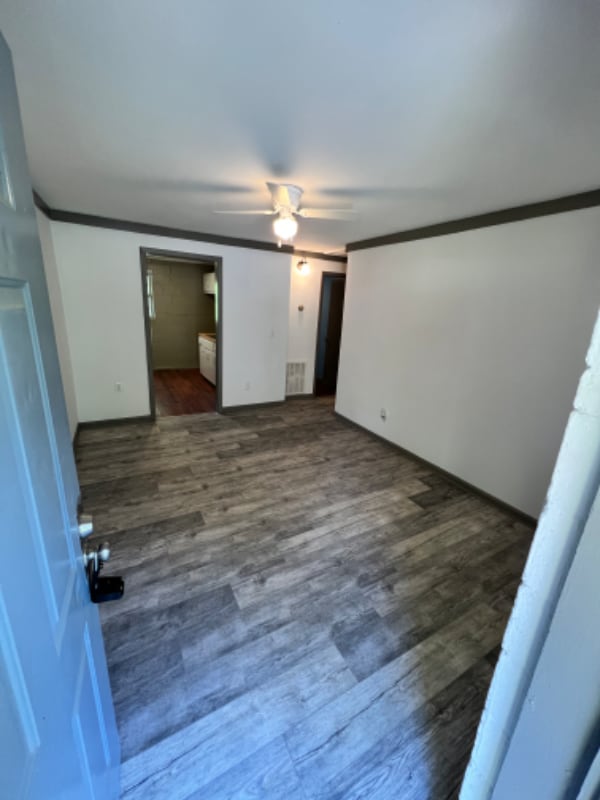 Building Photo - 3504 Cole Ave