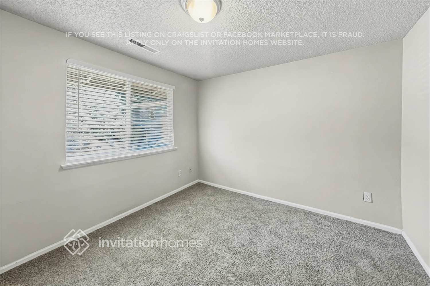 Building Photo - 2528 Platte Ct S