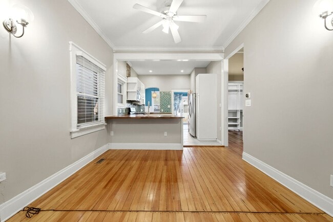 Building Photo - Charming Historic Home in Mayfair Neighborhood