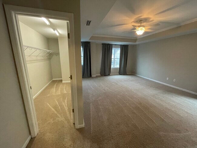 Building Photo - 2383 Seagull Dr