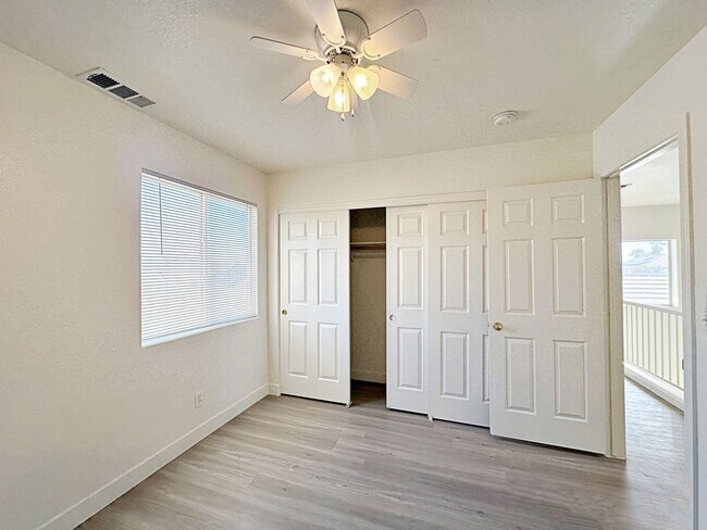 Building Photo - 4 BEDROOM WITH LOFT IN CUL DE SAC IN LONE ...