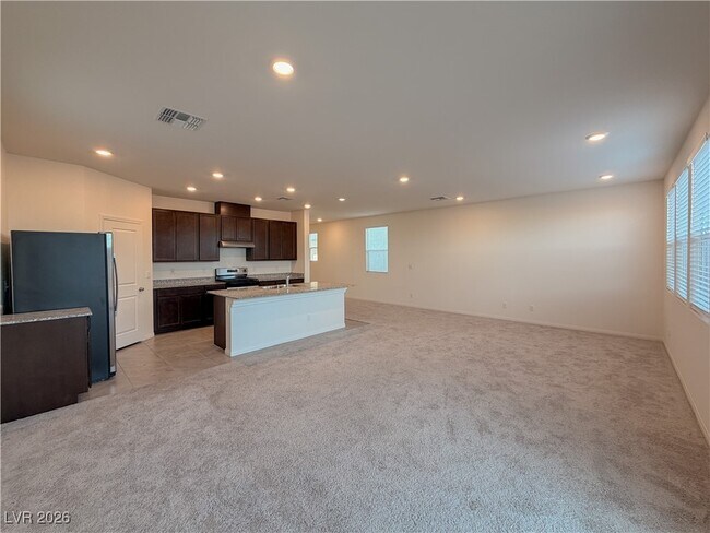 Building Photo - 6978 Dandelion Pk Ave