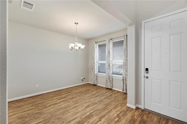 Building Photo - 19004 Elk Horn Dr