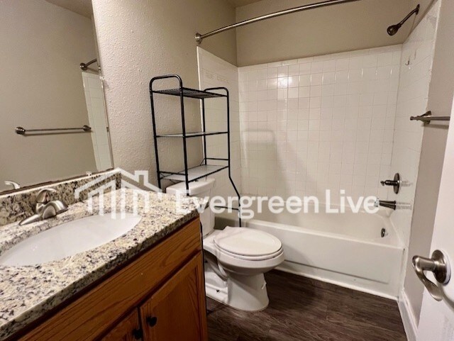 Building Photo - 101 Calla Ct