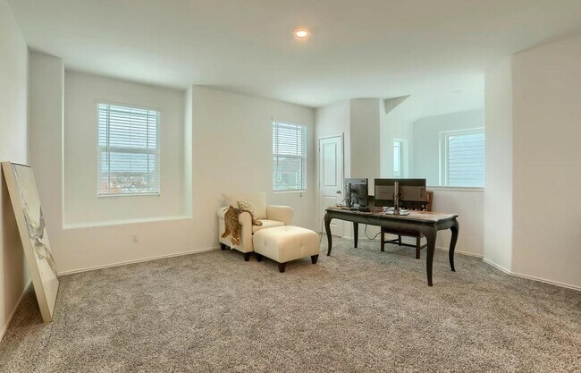 Building Photo - 198 George Neggan Ln