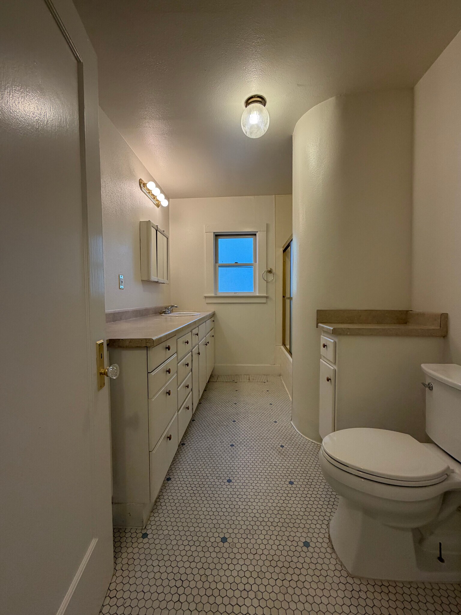Bathroom - 2202 G St