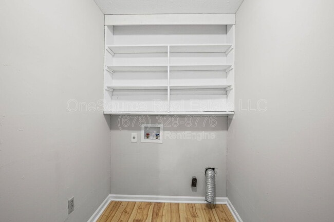 Building Photo - 13 Hearthwood Ct