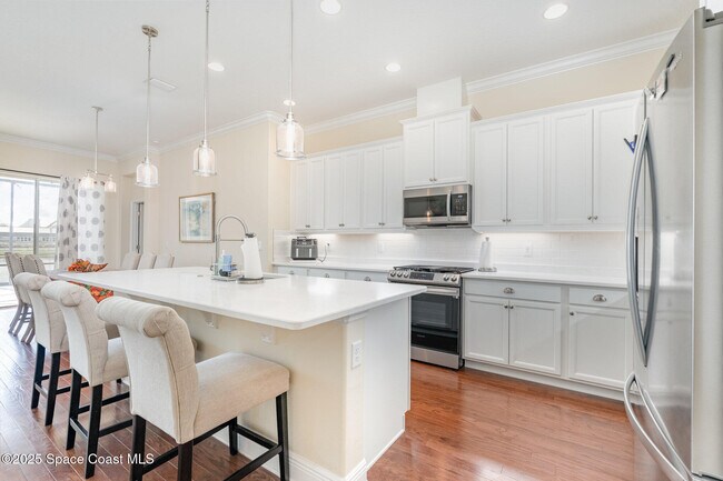 Building Photo - 2829 Avalonia Dr