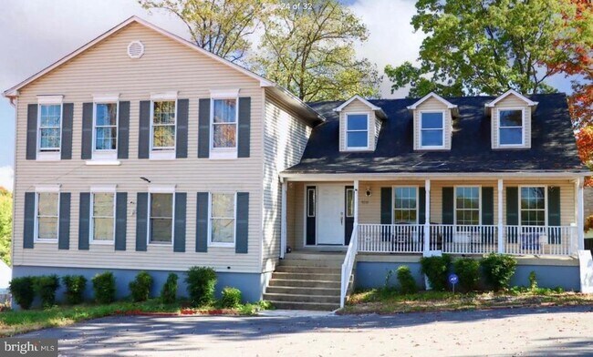 Building Photo - 9216 Crandall Rd