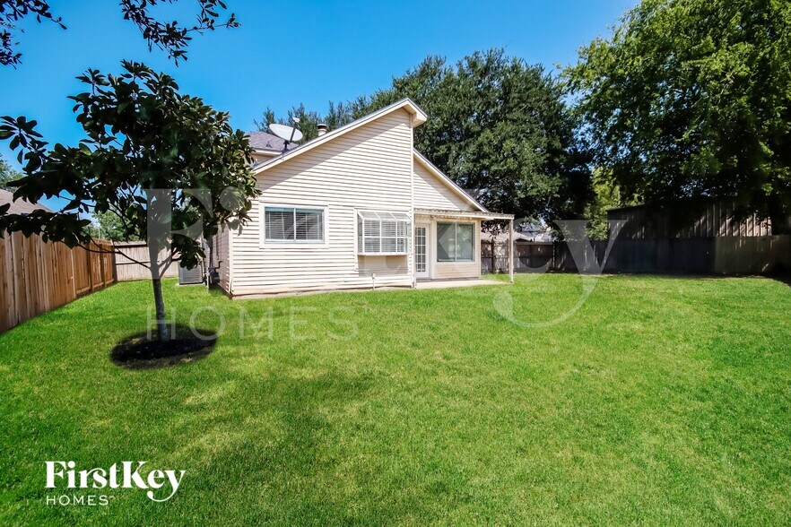 Building Photo - 2503 Silver Trumpet Dr