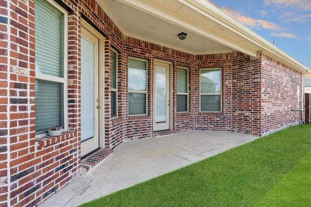 Building Photo - 698 Pendle Forest Dr