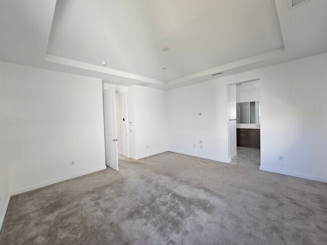 Building Photo - 20841 Acorn Cir