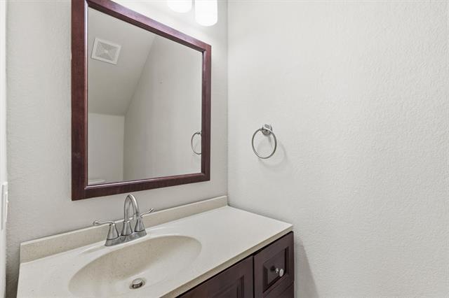 Building Photo - 357 Spring Meadow Dr