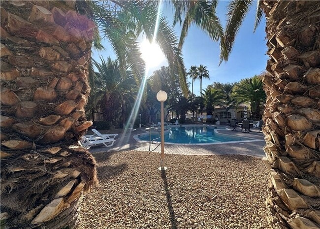 Building Photo - 6480 Annie Oakley Dr