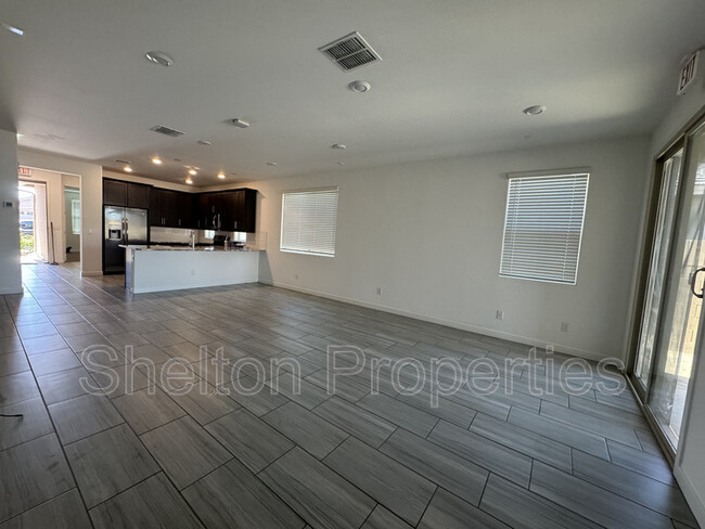 Building Photo - 4027 S 96th Dr