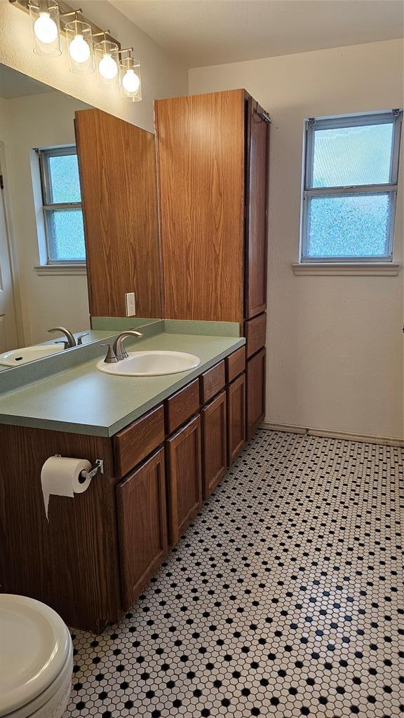 Building Photo - 8010 Willet Trail