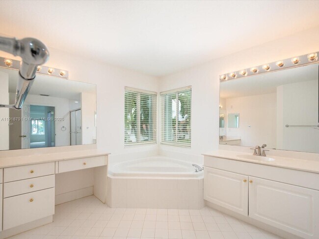 Building Photo - 3560 Moon Bay Cir