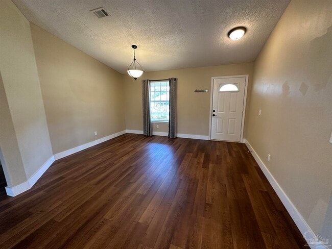 Building Photo - 10701 Brook Bend Cir