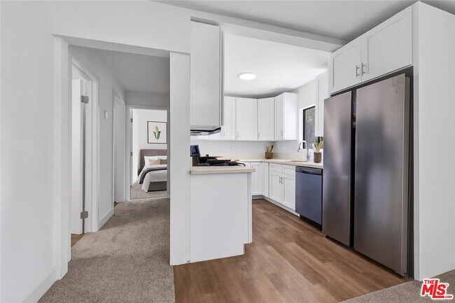 Building Photo - 2627 San Marino St