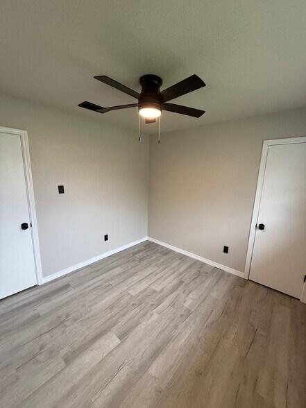 Building Photo - 2706 Martin St