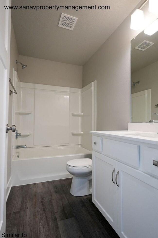 Building Photo - Move-In Special: December Rent FREE for December 1st Move-Ins Only!