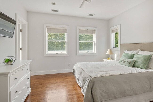 Building Photo - 1 Paumanok Rd