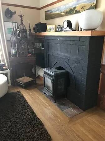 Building Photo - 1076 61st St