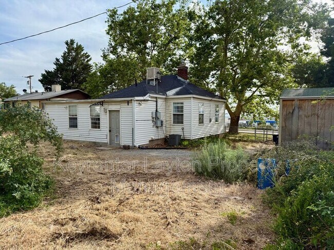Building Photo - 2291 S 500 W